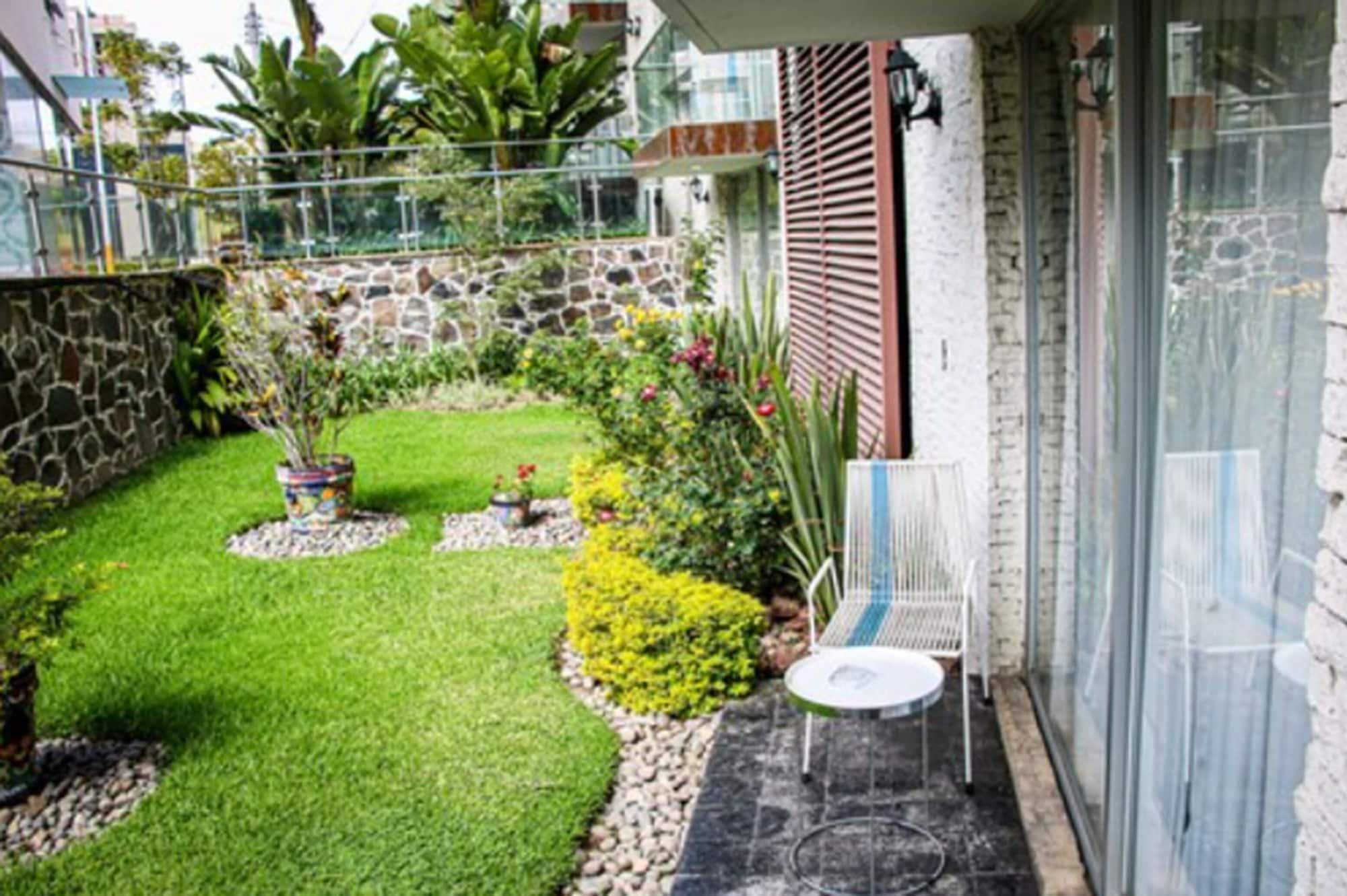 Country Hotel & Suites Guadalajara Exterior foto