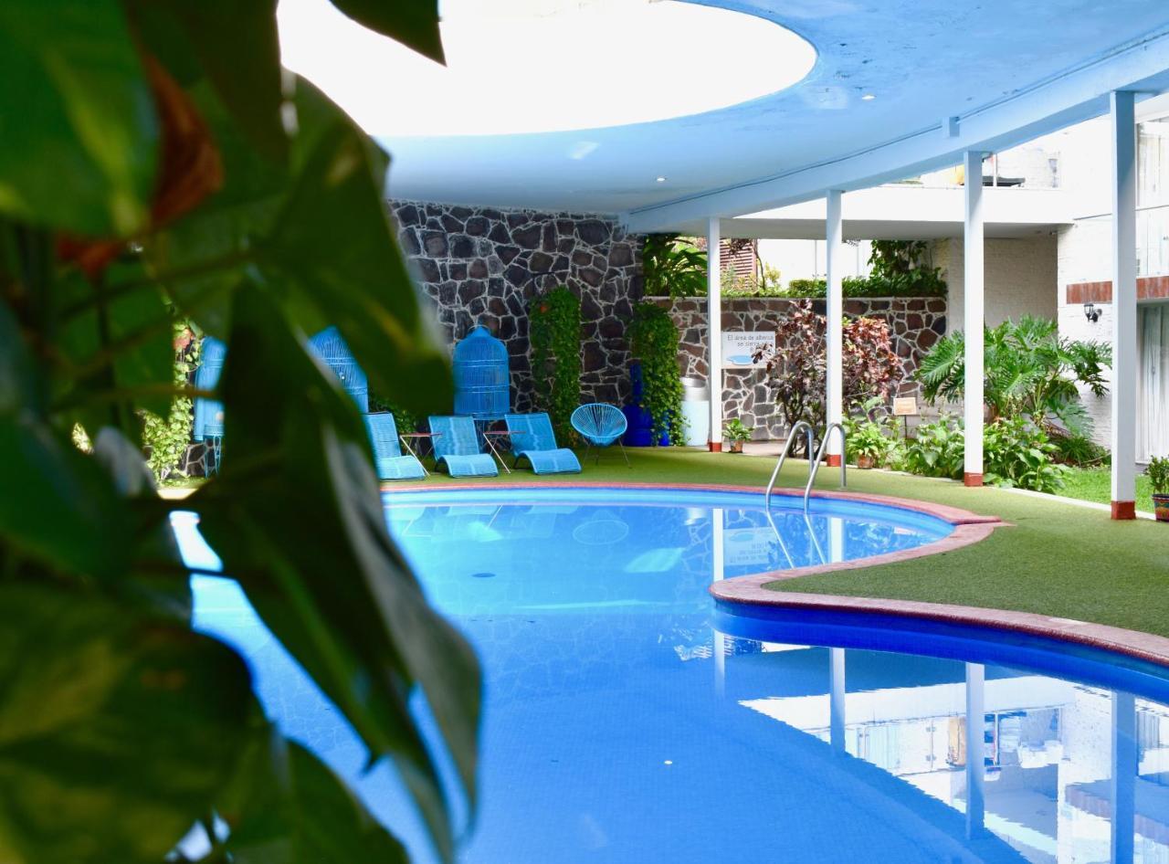 Country Hotel & Suites Guadalajara Exterior foto