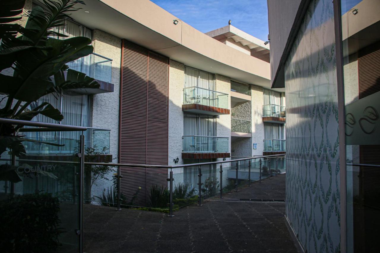 Country Hotel & Suites Guadalajara Exterior foto