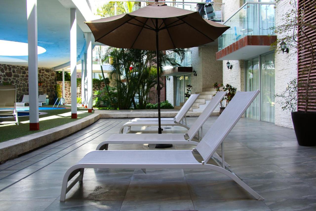 Country Hotel & Suites Guadalajara Exterior foto